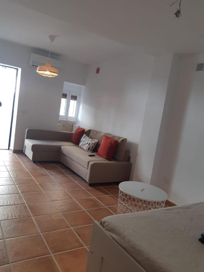 Moderna Casa De Pueblo En El Casco Viejo De 哈维亚 外观 照片